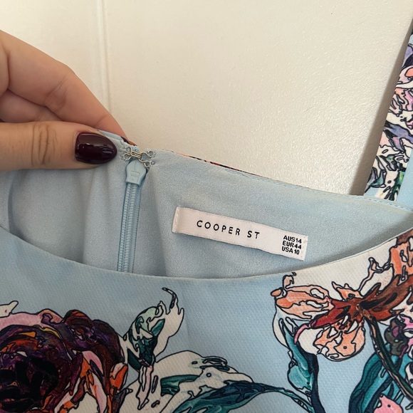 COPER ST Asymmetrical Blue Floral Dress - Picture 5 of 6